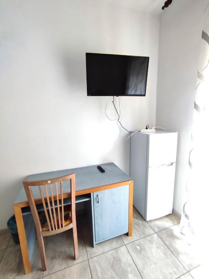 Easy Stay Verona Rooms 外观 照片